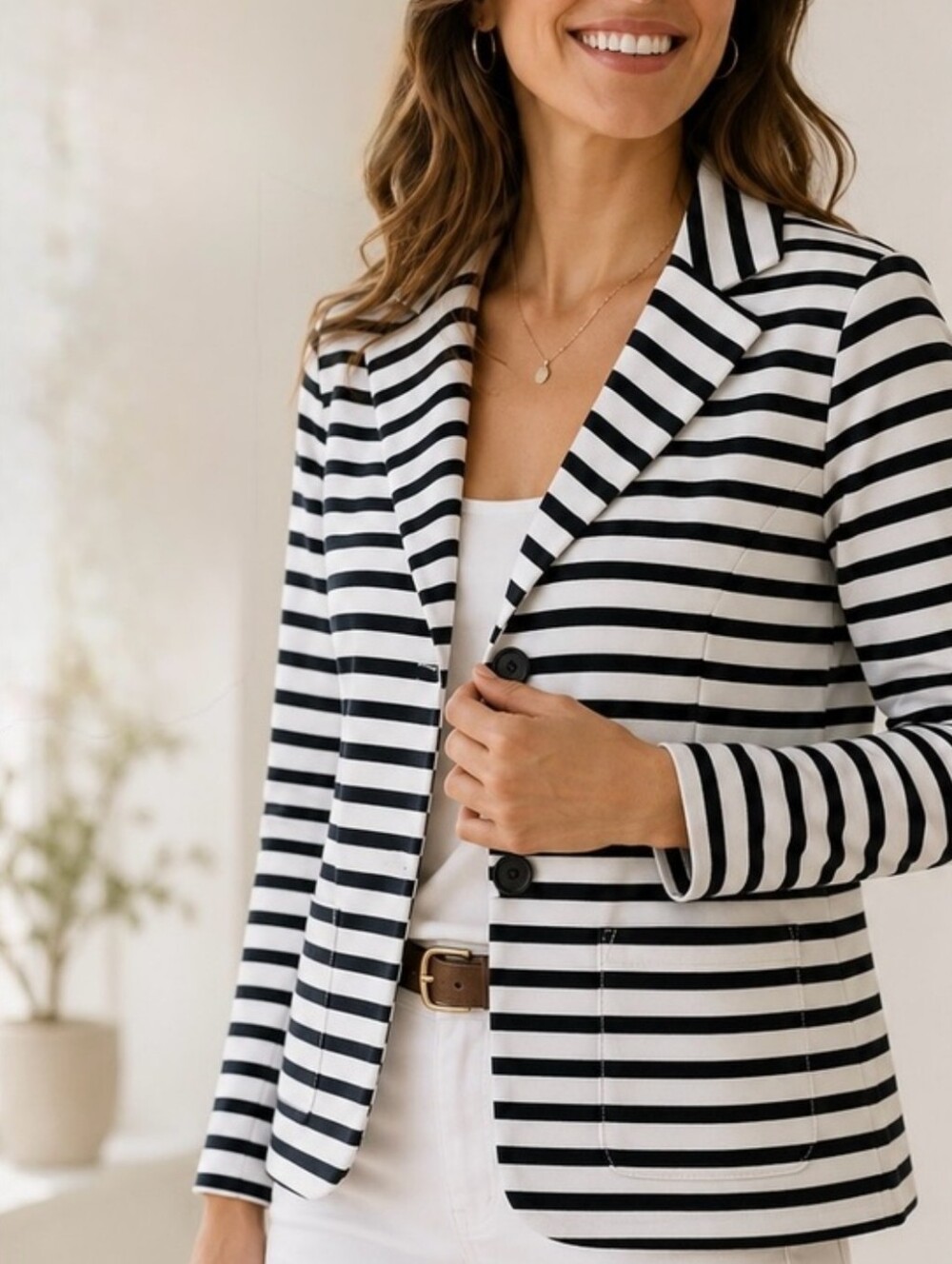 Tahari Navy Blue & White Blazer Women's Size Medium